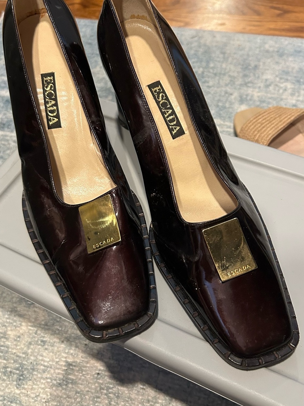 Escada Dark Brown Patent Leather Block Heel Pumps with Gold Plaque